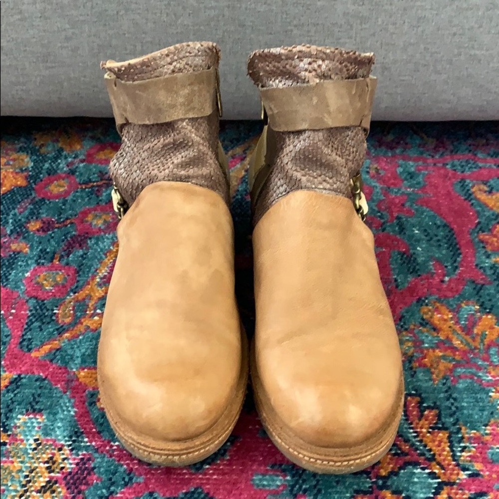 A.S. 98 Booties - Picture 2 of 8
